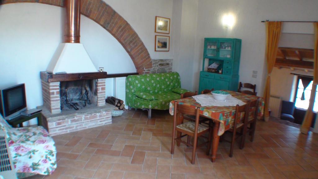 Agriturismo Podere La Serpolla Villa Tavernelle  Exterior foto